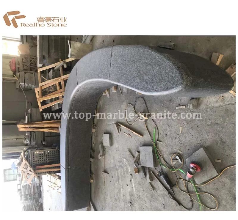 Black granite bench, the company's own listing photograph