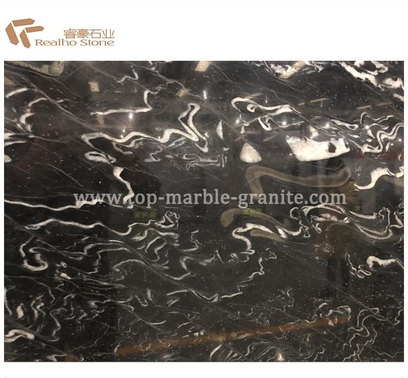 black quartziste slabs, the company's own listing photograph