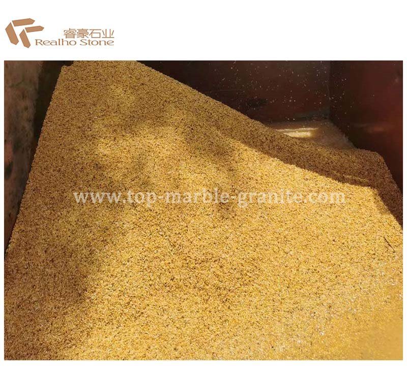 Yellow sandstone for garden paving, the company's own listing photograph